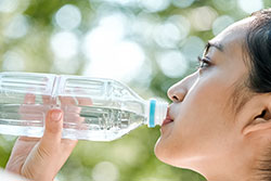 「酸素水を飲むと活性酸素が増える」はウソだった！？
